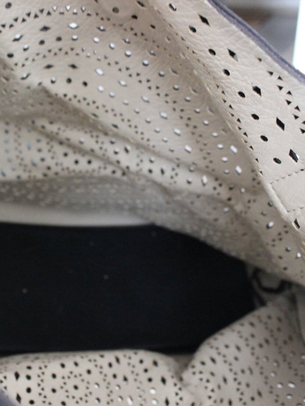 Street Level Bag - Picture 3 of 6